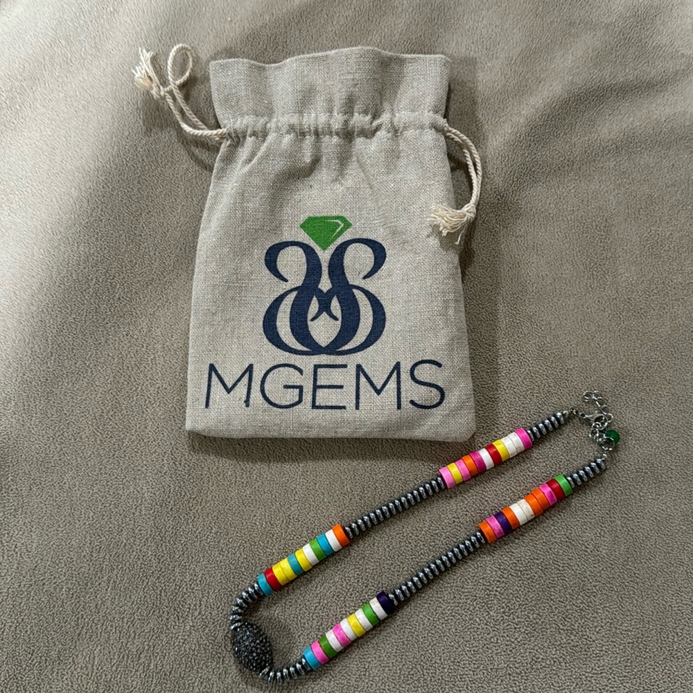 MGEMS gorgeous necklace.